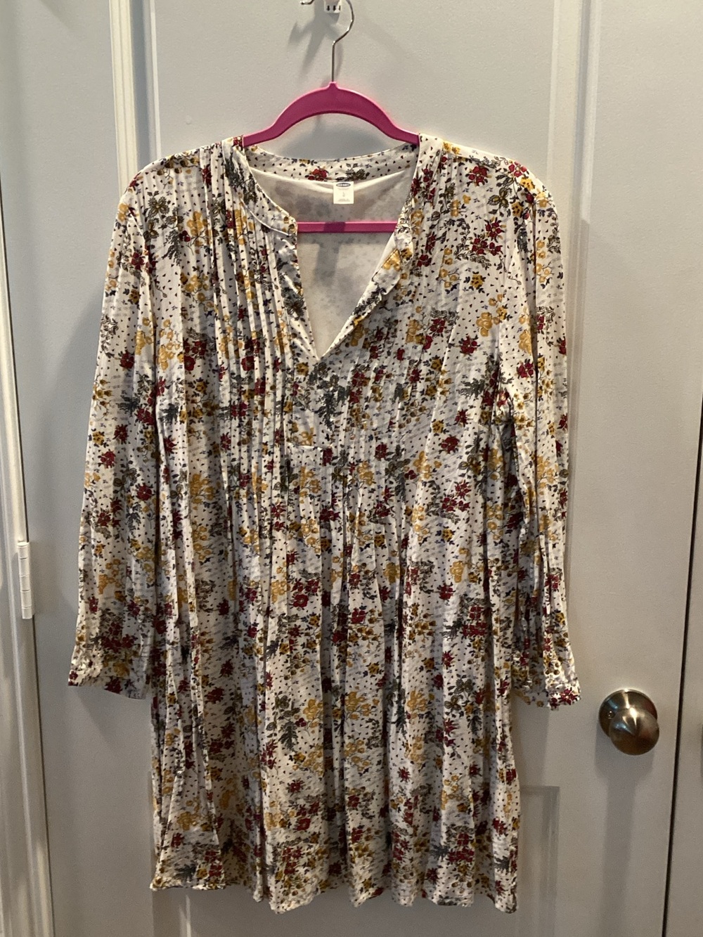 Old Navy Cream Floral Pin Tuck Dress with Red & Mustard Accents sz L